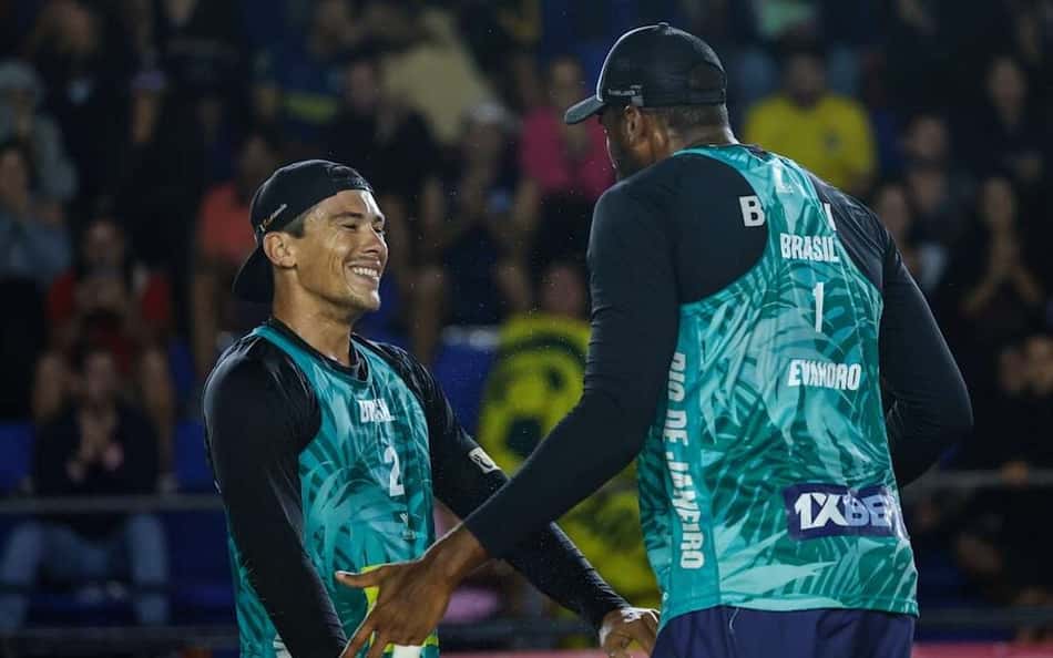 Evandro e Arthur estreiam com vitória no Elite 16 de Vôlei de Praia do Rio; resultados