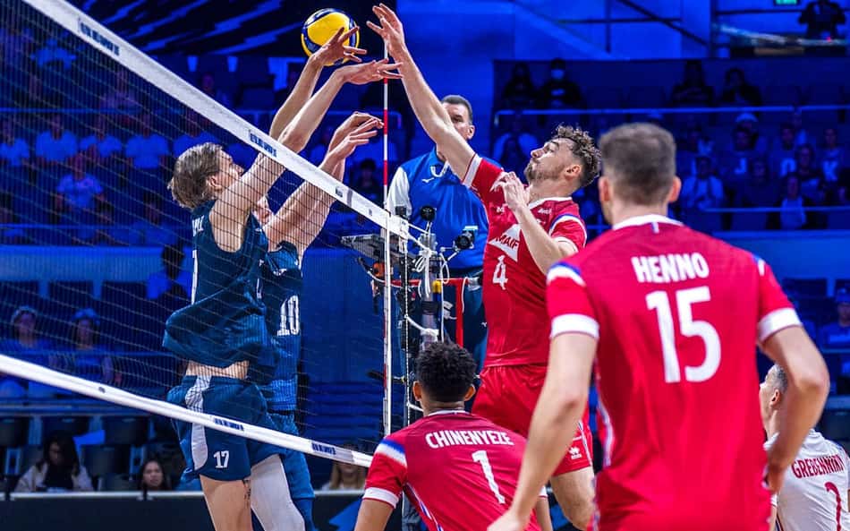 França perde para 'zebra' e se complica no Mundial de Vôlei