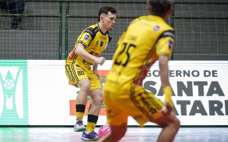 Copa do Mundo de Futsal Sub-19: veja jogos do dia com transmissão do Lance!
