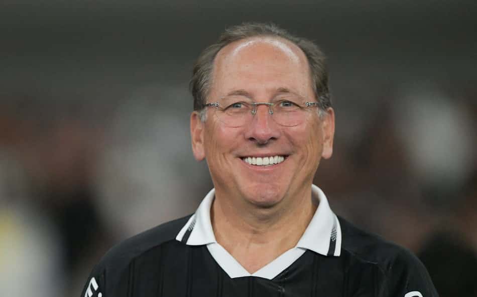 John Textor tenta comprar o Botafogo por nova empresa no Caribe (Foto: Thiago Ribeiro/AGIF)