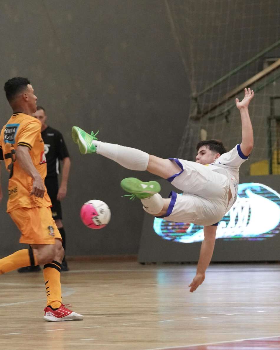 Partida foi válida pelo Grupo B da primeira fas