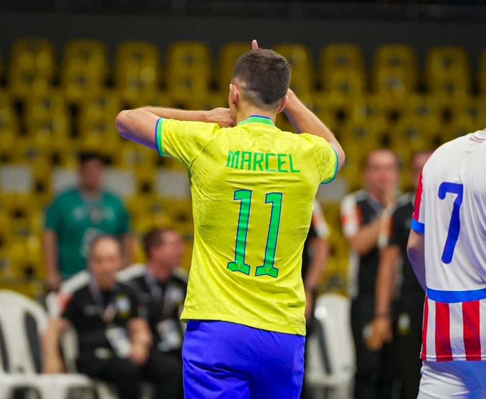 Marcel marcou o gol do título do Brasil
