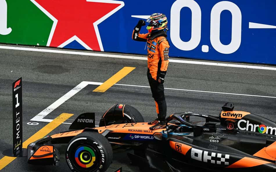 Oscar Piastri, da McLaren, no GP da Holanda na F1 2025 (Foto: NICOLAS TUCAT / AFP)