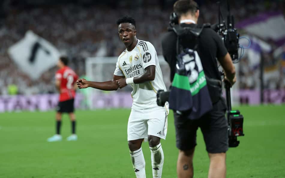 Real Madrid dá ultimato a Vini Jr sobre renovação, segundo jornal