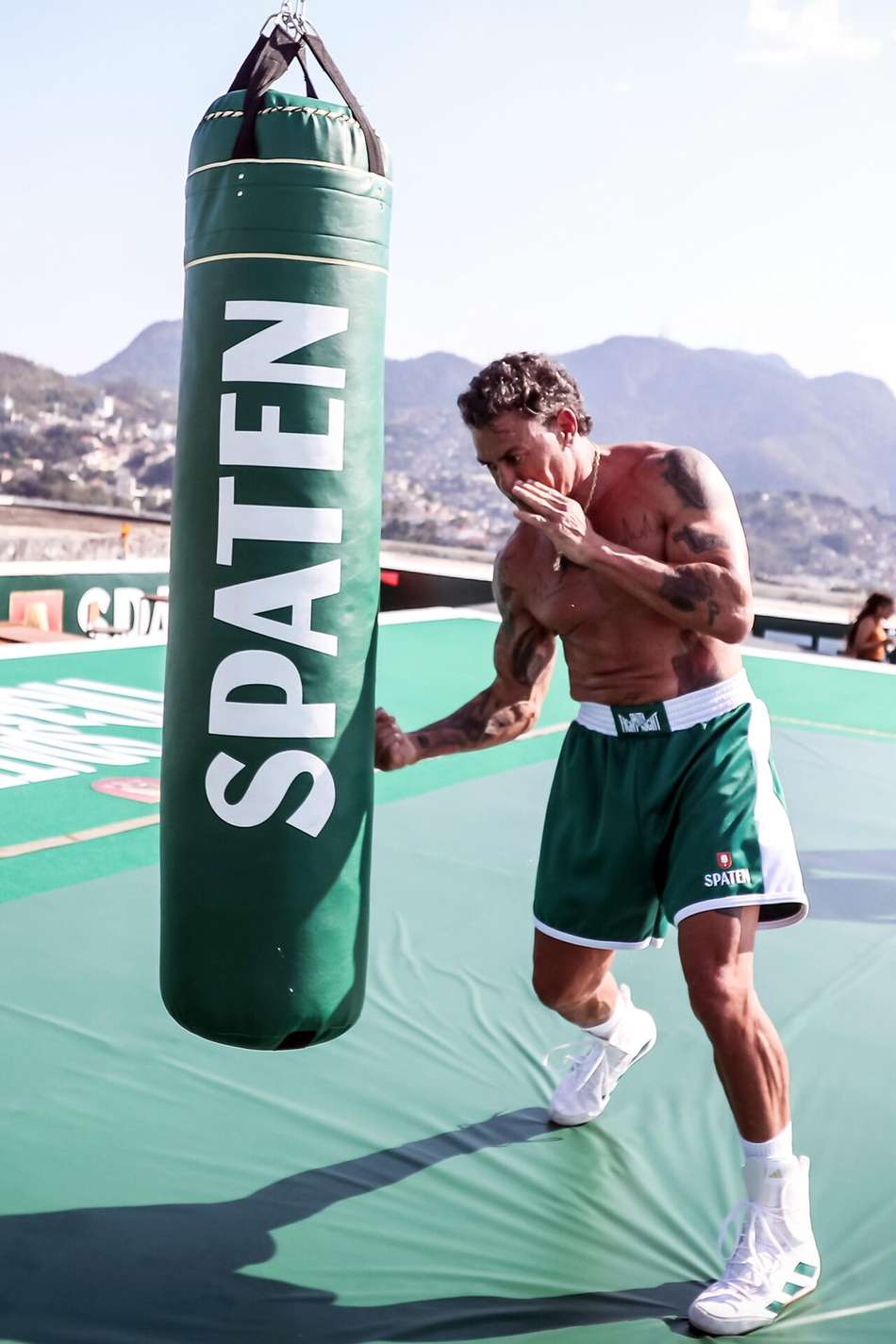 Popó volta ao boxe contra Wanderlei (Foto: Gaspar Nobrega)