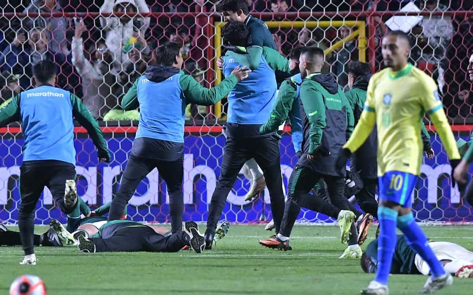 Raphinha exalta classificação do Brasil à Copa do Mundo e reclama da arbitragem