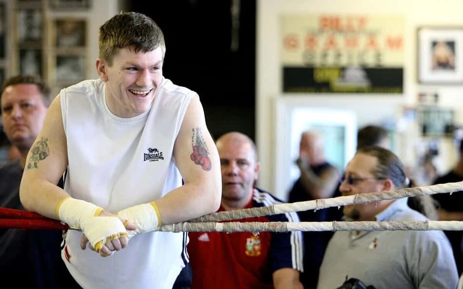 Ricky Hatton era campeão mundial no boxe (Foto: Paul Ellis / AFP)