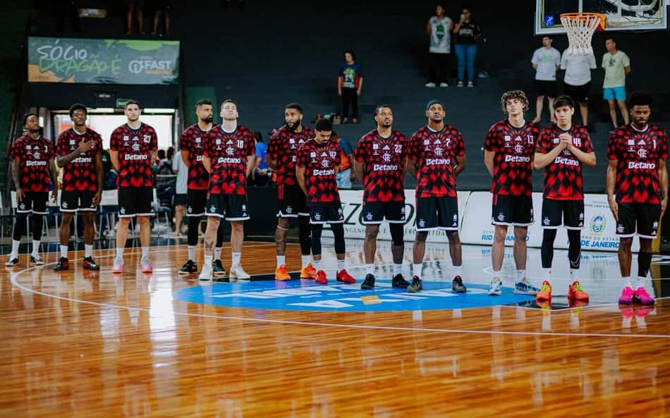 NBB: Cruzeiro, Vasco e Corinthians estreiam com derrota; Flamengo atropela Bauru