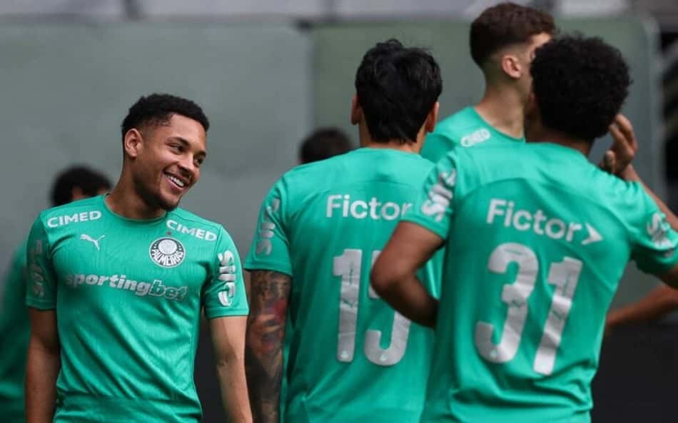 Escalação: Palmeiras treina no Allianz embalado por festa da torcida e confiante na virada