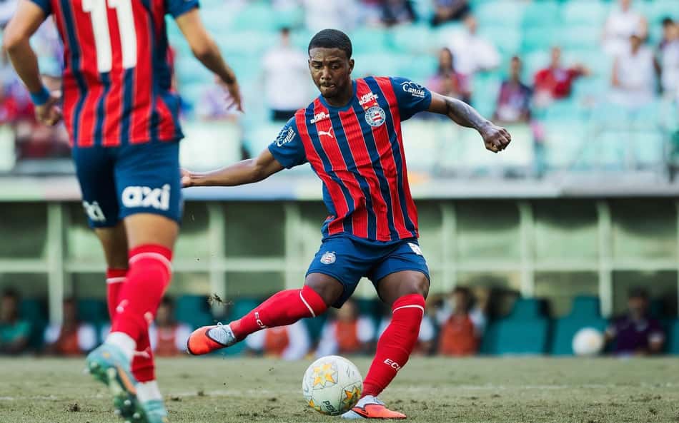 Roger Gabriel em ação contra o Ceará, na final da Copa do Nordeste Sub-20 (Foto: Letícia Martins / EC Bahia)