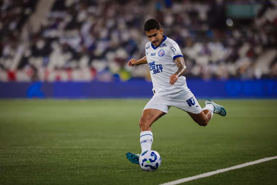 Nestor em ação contra o Botafogo (Foto: Letícia Martins/EC Bahia)