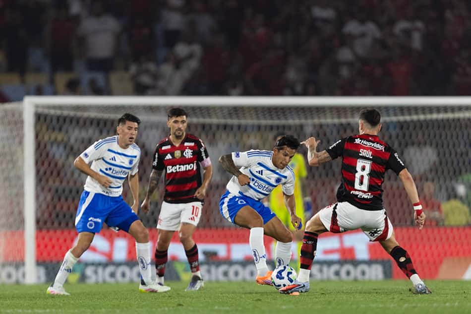 Veja imagens de Flamengo 0 x 0 Cruzeiro pelo Brasileirão