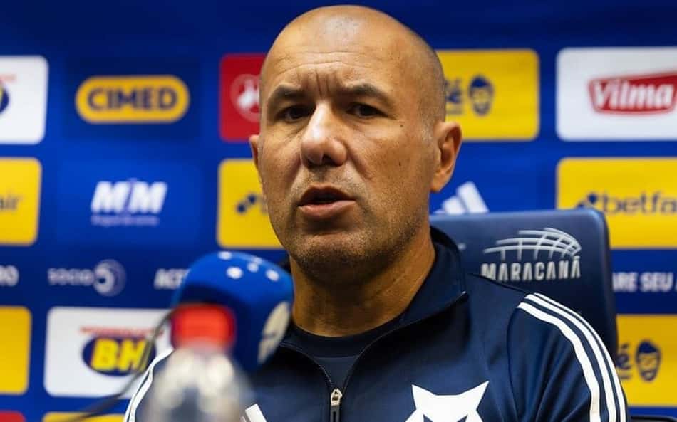 Técnico do Cruzeiro avalia mudanças no calendário do futebol brasileiro