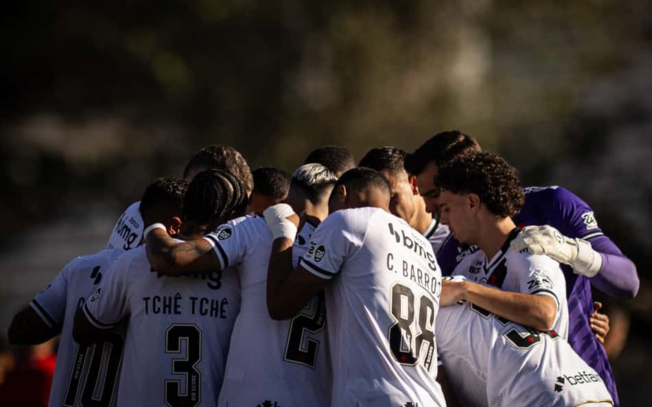 Vasco divulga programação em semanal com jogo fora e clássico no Maracanã
