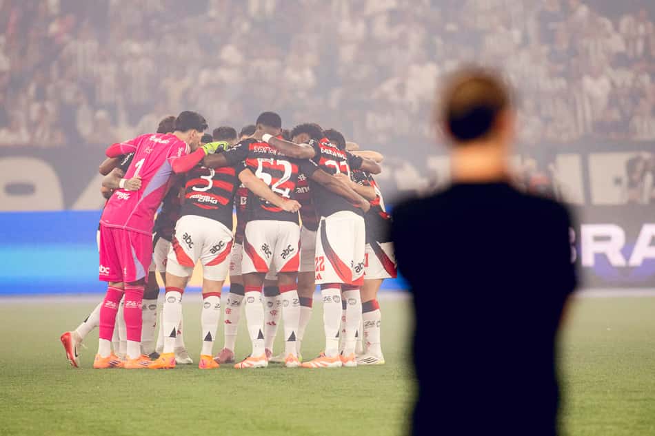 Jogadores do Flamengo contra o Botafogo (Foto: Adriano Fontes/Flamengo)