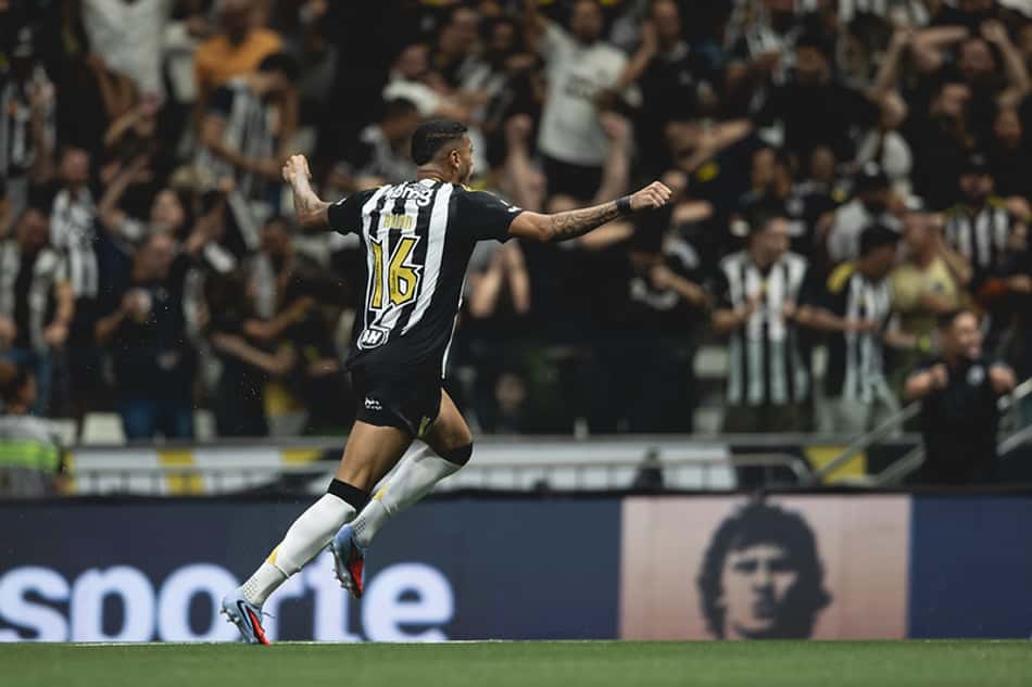 Ruan comemora gol do Atlético-MG contra o Cruzeiro (Foto: Pedro Souza/Atlético-MG)