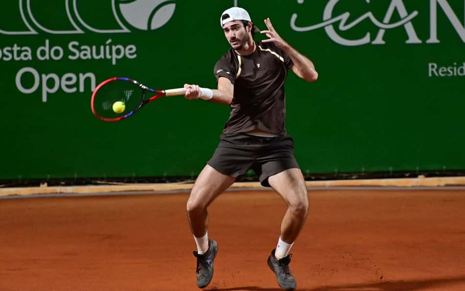 Gustavo Heide na vitória na estreia no Costa do Sauípe Open (João Pires/Fotojump)