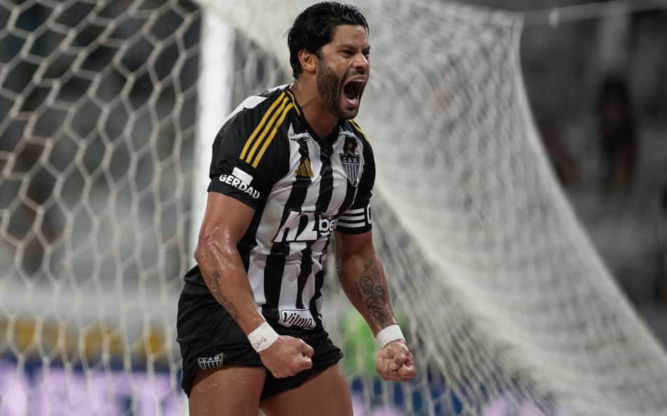 Torcedores de tradicional clube europeu pedem a contratação de Hulk: 'A última dança'