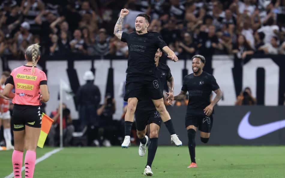 Garro espera retorno ao Corinthians contra sua maior 'vítima' em 2025