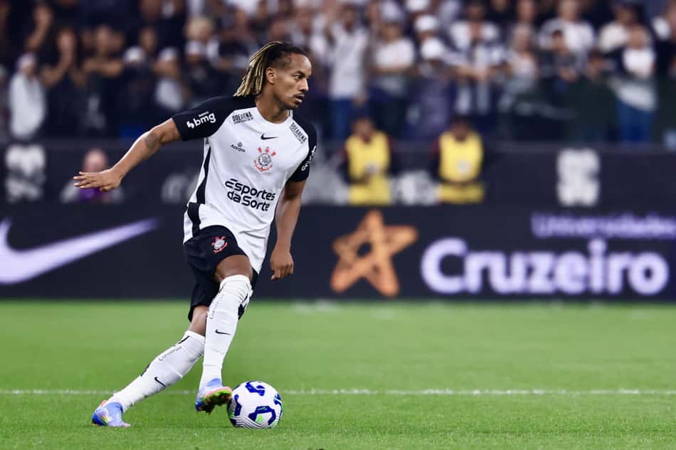 Corinthians Carrillo