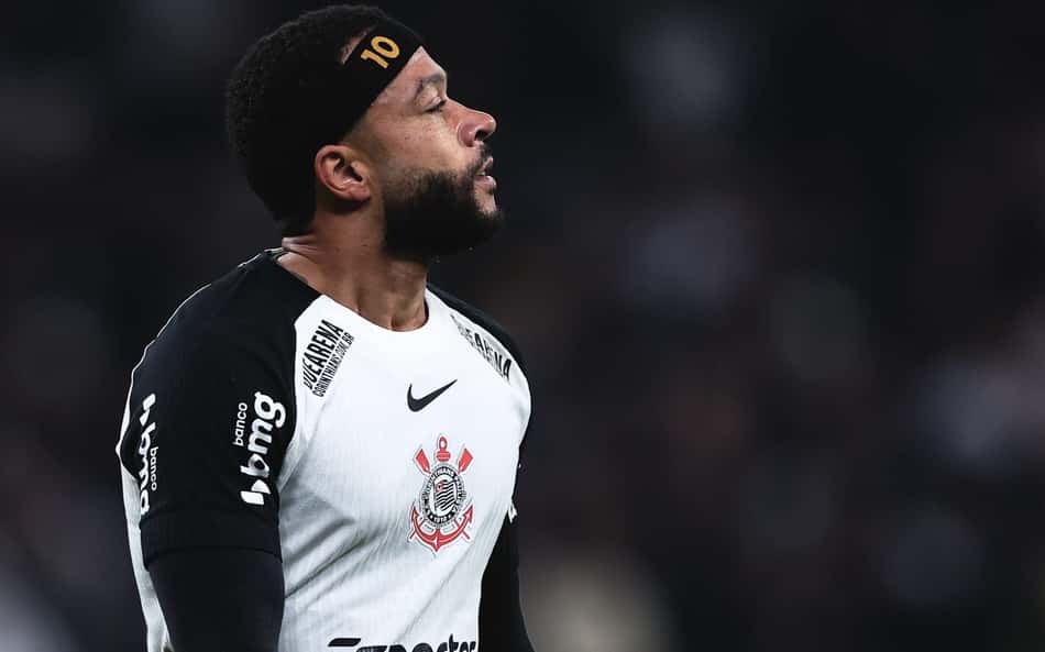 Jornalista manda recado para Memphis após derrota do Corinthians: 'Deveria roer o osso'