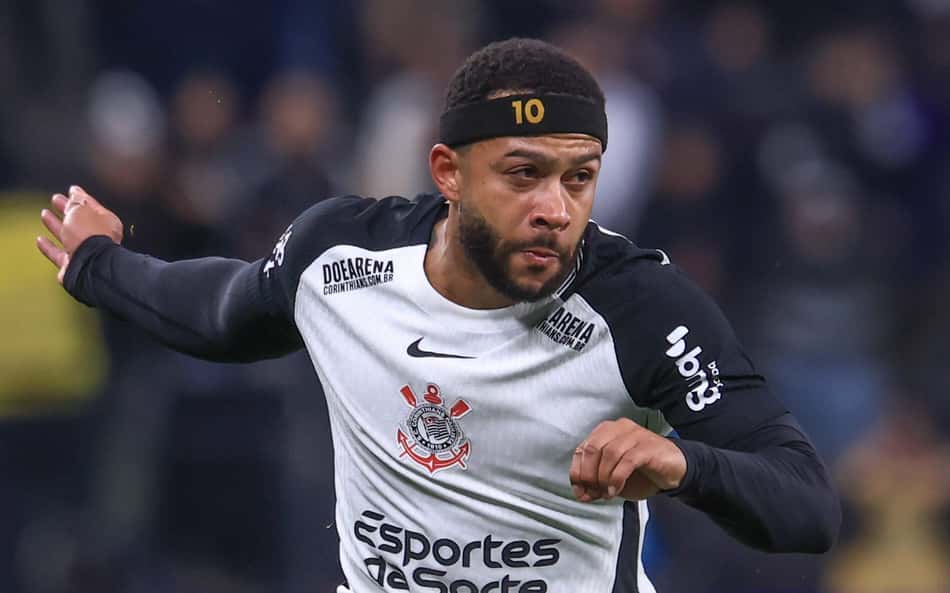 Atitude de Memphis Depay em Santos x Corinthians repercute: 'Não é'