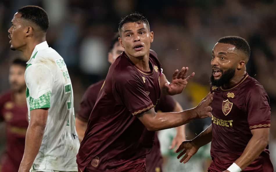 Após gol decisivo, Thiago Silva desabafa: 'Quando me propus a voltar, foi no intuito de ajudar'