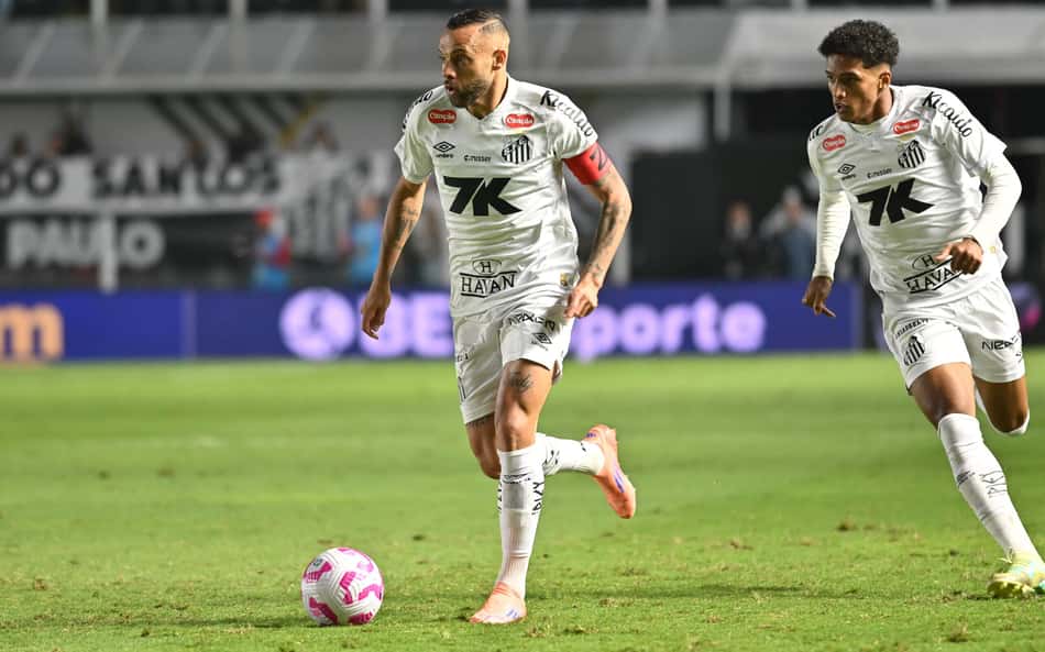 Gol perdido por titular do Santos contra o Vitória choca torcedores: 'Inacreditável'