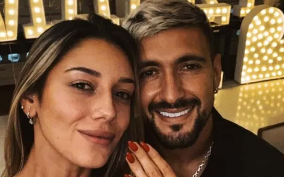 Camila, esposa de Arrascaeta, detalha tentativa de assalto: 'Carro com duas armas'