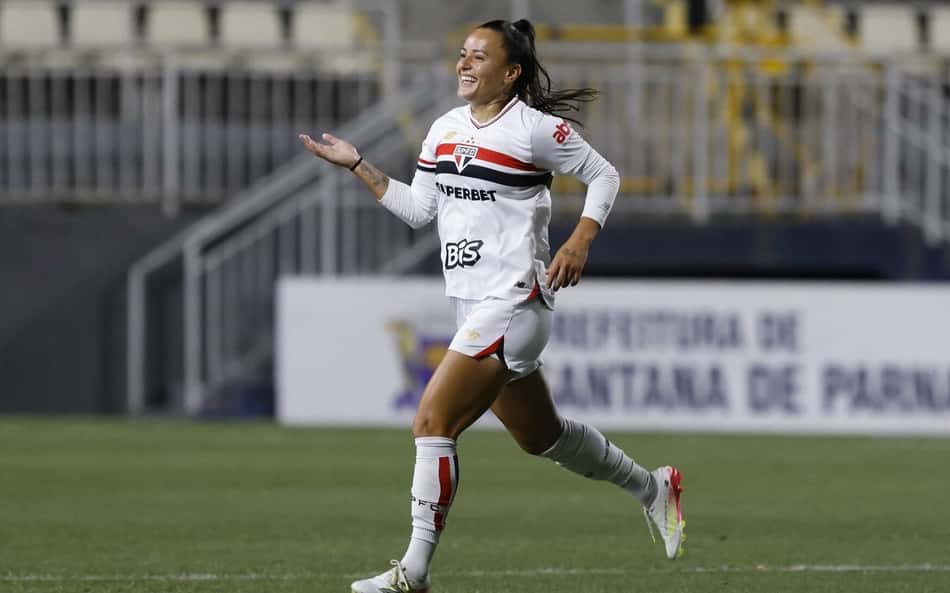 Campeã da Libertadores, Camilinha indica caminho para o São Paulo: 'Principal lição'