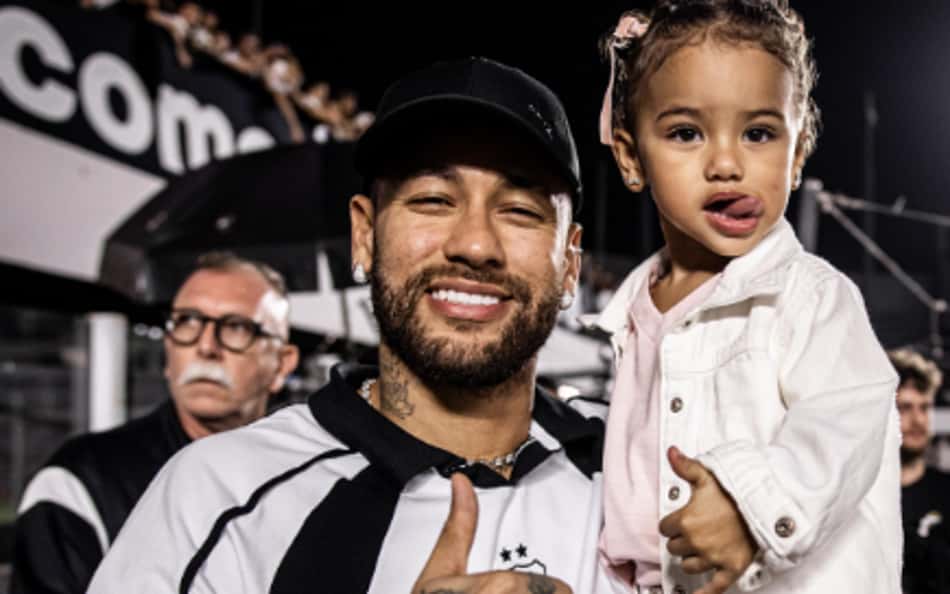 Neymar e Mavie na Vila Belmiro