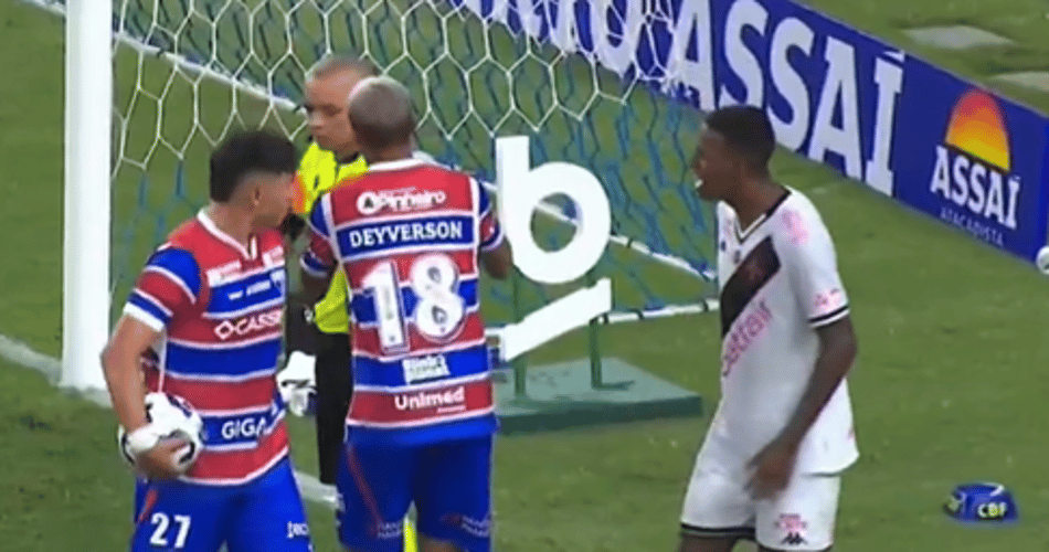 Robert Renan ironiza expulsão de jogador do Fortaleza