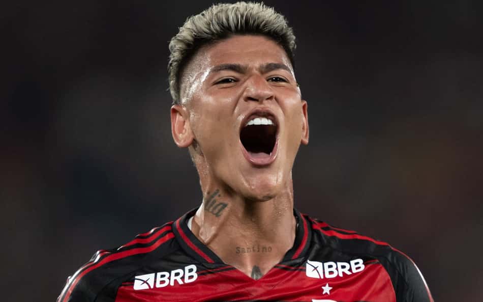 Carrascal exalta postura do Flamengo e projeta volta contra Racing: 'Lutar muito'