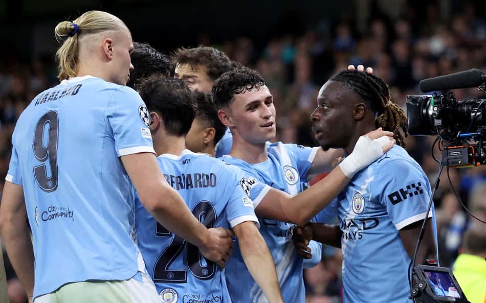 Manchester City comemora gol sobre Napoli, pela Champions League (Foto: Darren Staples / AFP)