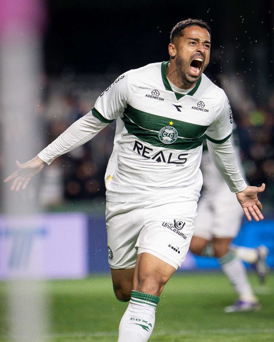 Dellatorre Coritiba gol comemoração