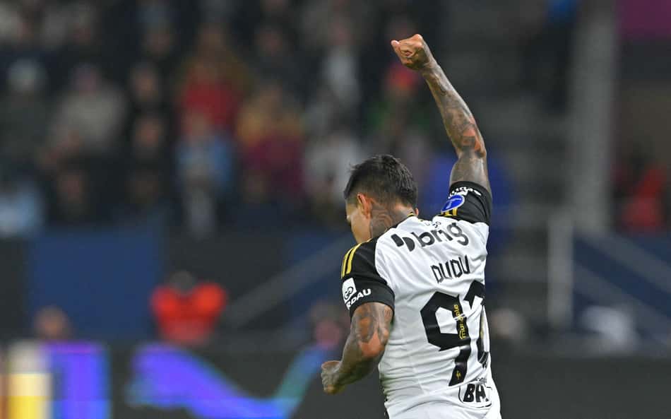Dudu comemora gol pelo Atlético contra o del Valle (Rodrigo Buendía)