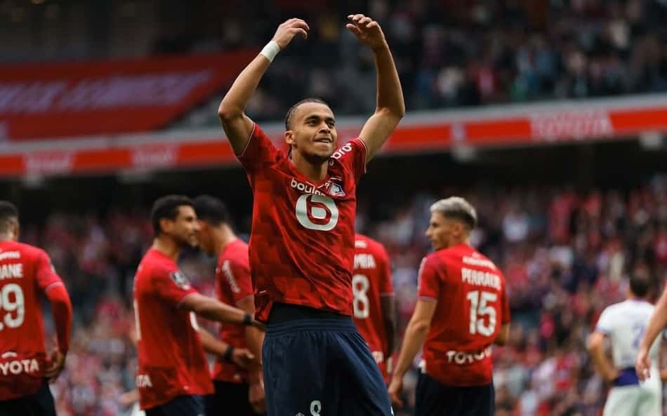 Saindo da sombra do irmão, Ethan Mbappé cresce no futebol francês