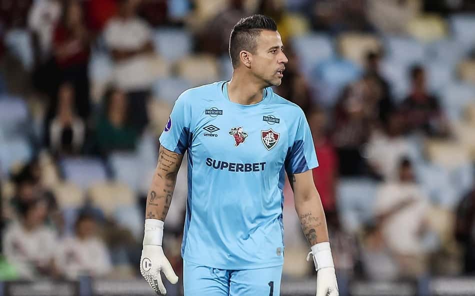 Fábio vira assunto em derrota do Fluminense para o Vasco: 'Não dá'