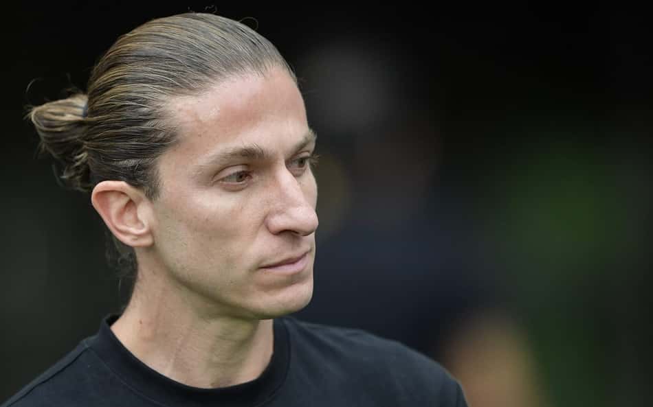Filipe Luís antes de Flamengo x Palmeiras (Foto: Thiago Ribeiro/AGIF)