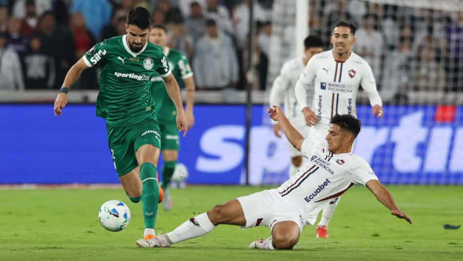 Flaco López em LDU x Palmeiras