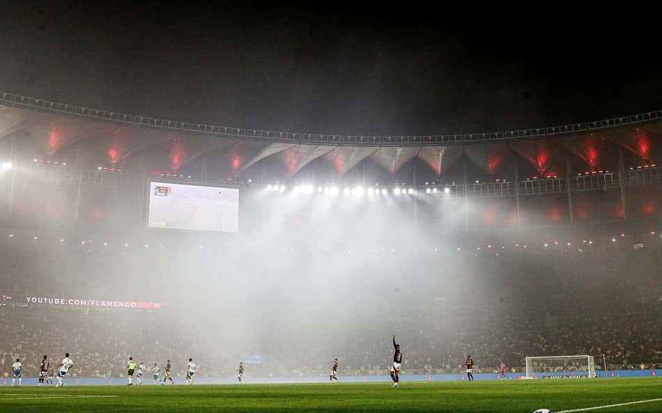 Flamengo x Cruzeiro quebra recorde de público entre clubes do novo Maracanã