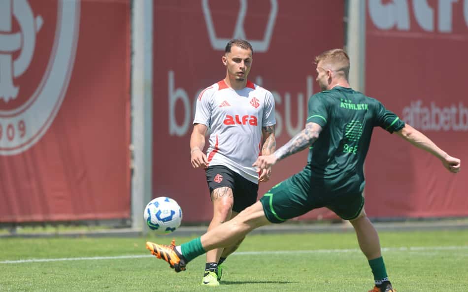 Escalação de Internacional x Sport: mudanças técnicas e físicas
