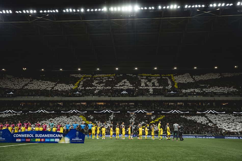 Galo tem dois suspensos contra o Inter (Foto: Pedro Souza / Atlético)