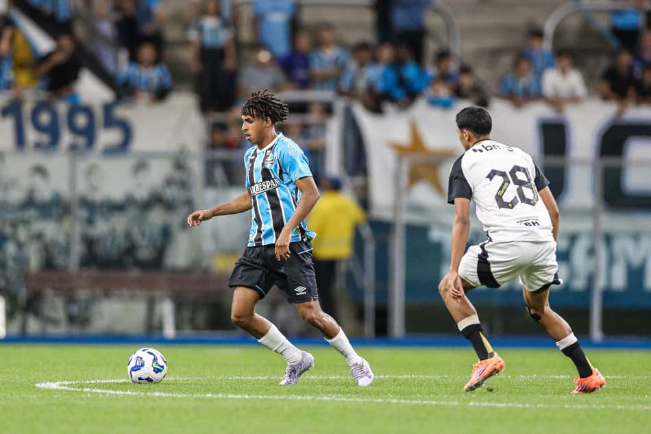 Grêmio e Atlético na final do Campeonato Brasileiro Sub 17 (Reprodução)