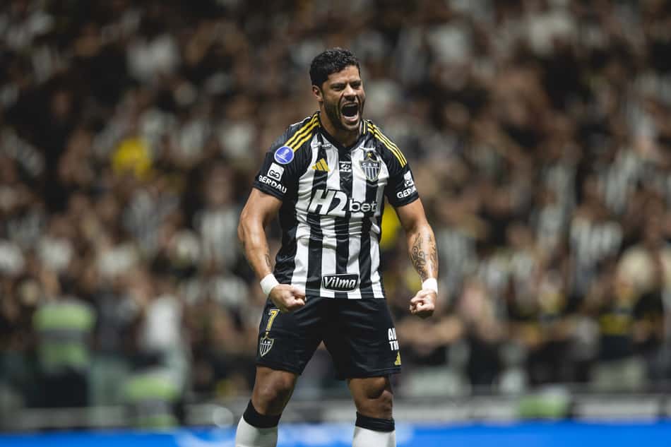 Hulk, alvo do Fluminense, em ação pelo Atlético (Foto: Pedro Souza / Atlético)