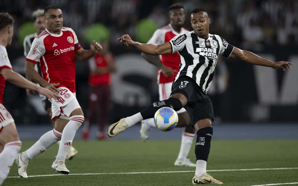 Vidente crava vencedor de Internacional x Botafogo pelo Brasileirão