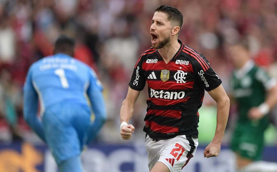 Comemoração Jorginho em gol do Flamengo diverte torcedores: 'Batalha espiritual'