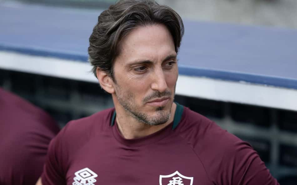 Aproveitamento de Zubeldía colocaria Fluminense em alerta