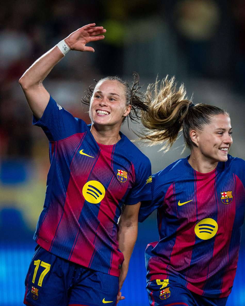 Pajor comemorando o gol marcado contra o Bayern de Munique na Champions League Feminina (Foto: Reprodução/X)