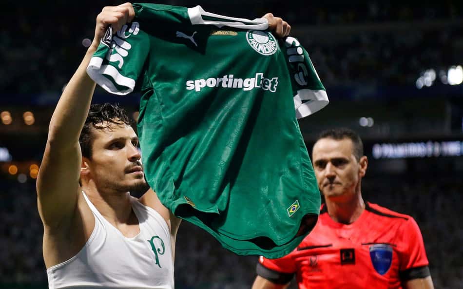 Veiga coloca Palmeiras na final da Libertadores e dispara: 'Dou a cara a tapa'